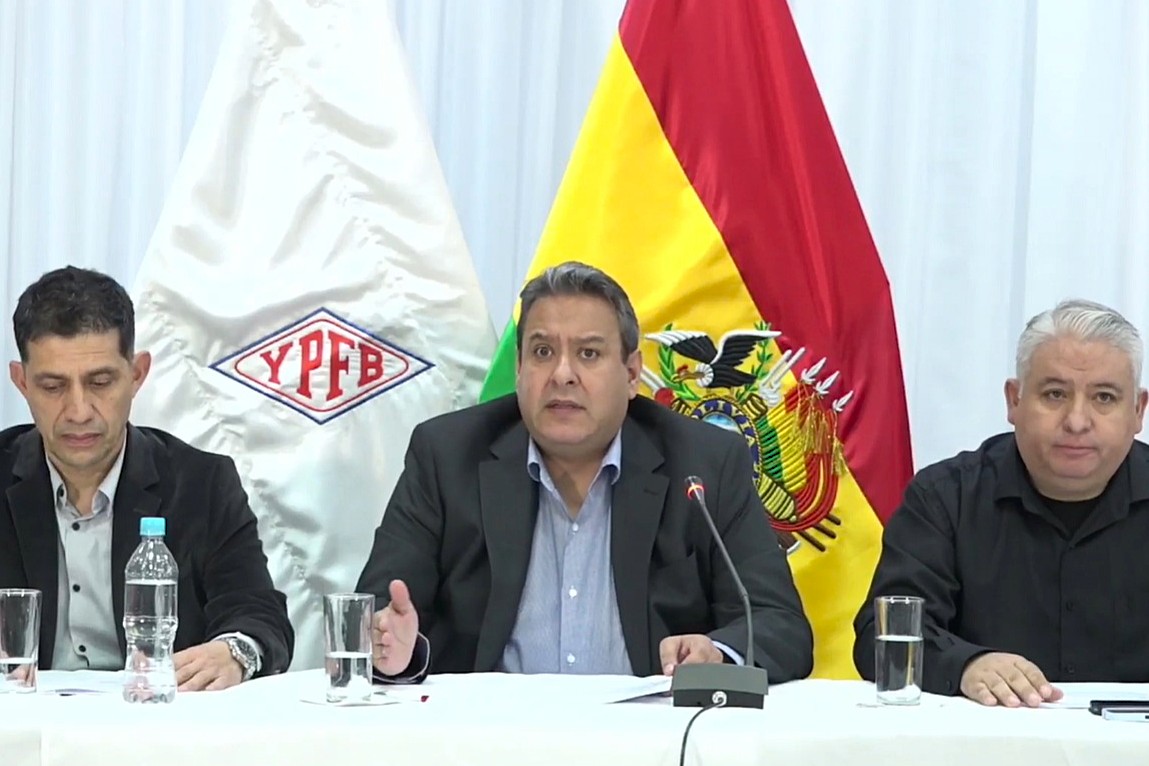 YPFB identifica tres causas de la crisis de calidad de la gasolina y dice que es un capítulo cerrado